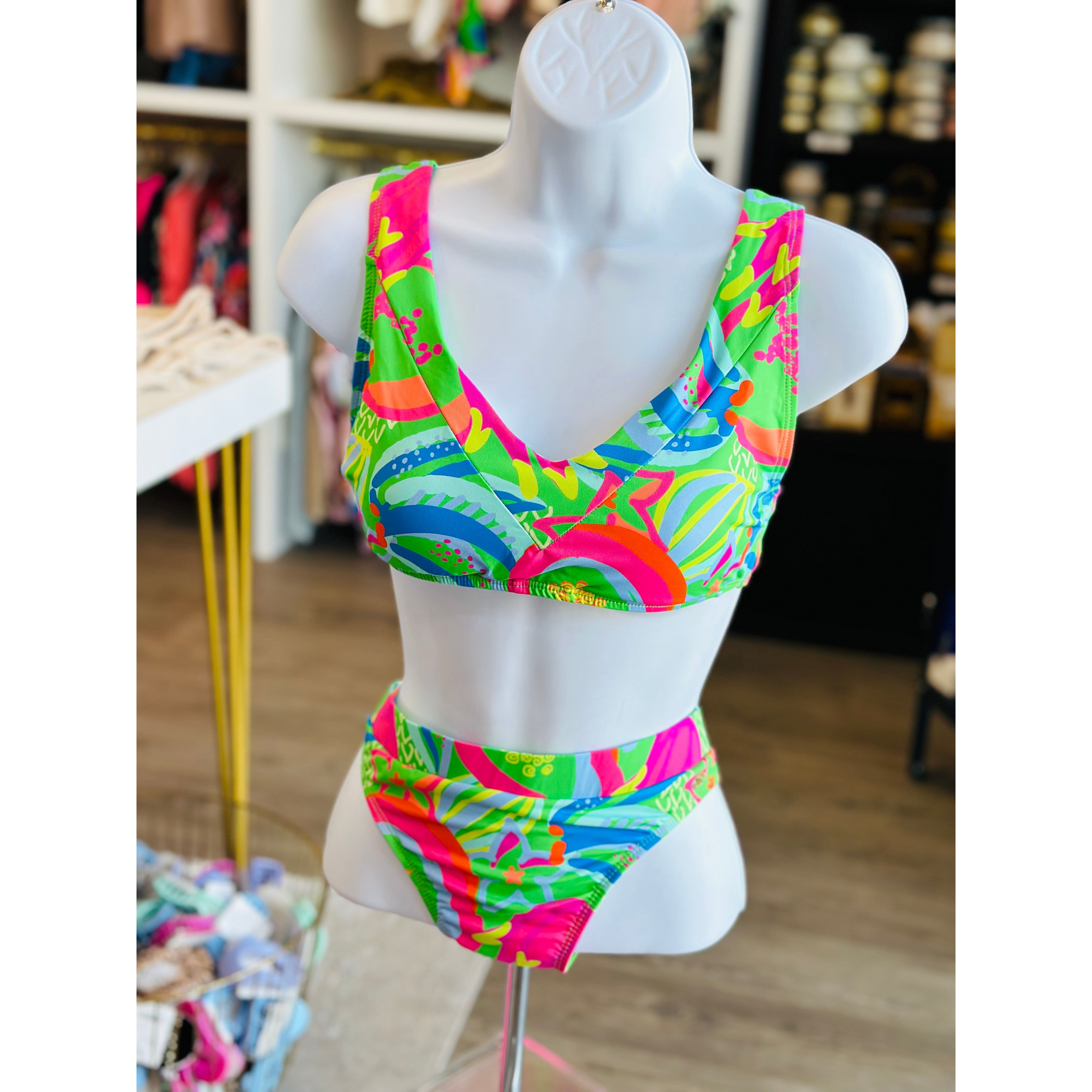 Chloe Tankini Top in Shell Beach