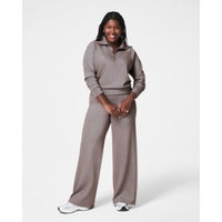 AirEssentials Shimmer Pant