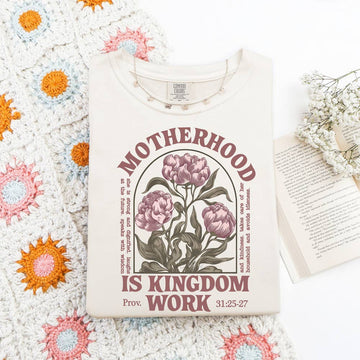Motherhood Is Kingdom DTF Transfer