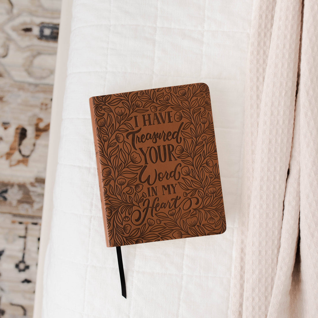 ESV Single Column Journaling Bible®