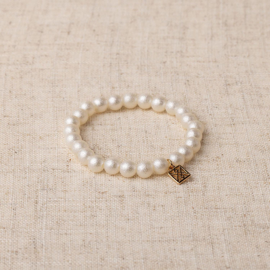 Taylor Textured Pearl Bracelet