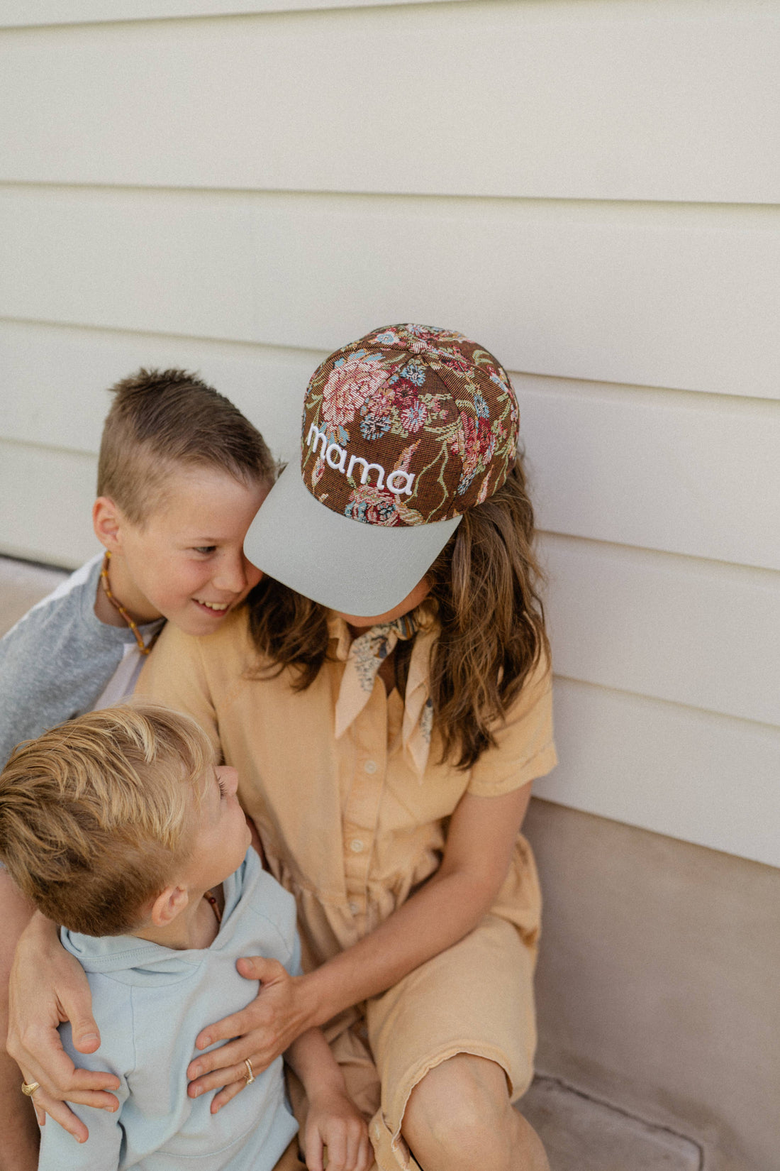 Mama Hat