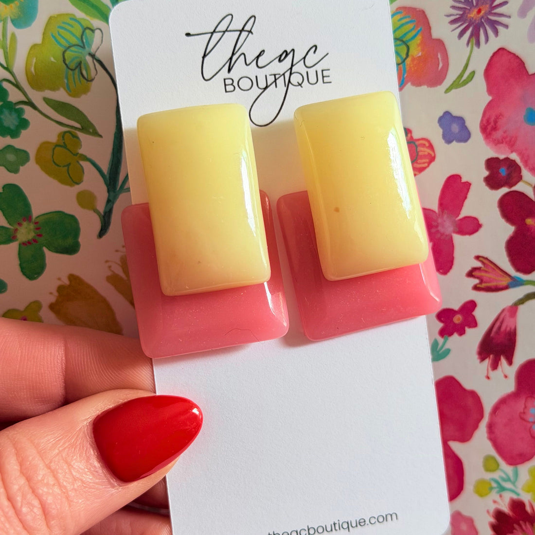 Misty Earring (Pink/Cream)