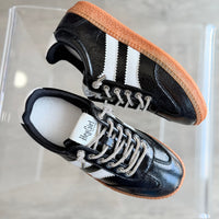 Heads Up Sneaker (Black)