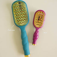 Vented Mini Brush (Mulberry)