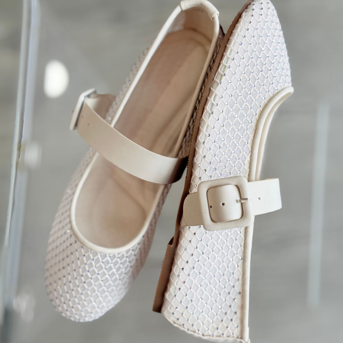 Gemma Mary Jane Flat