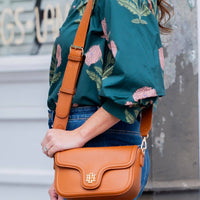Juliet Crossbody Bag Purse (Saddle)
