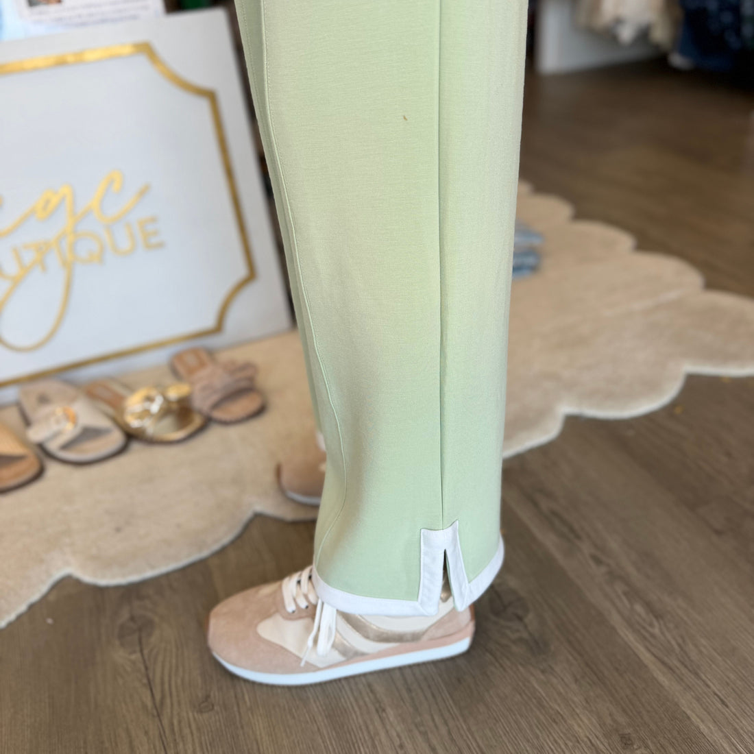 Pintuck Pant (Sage)