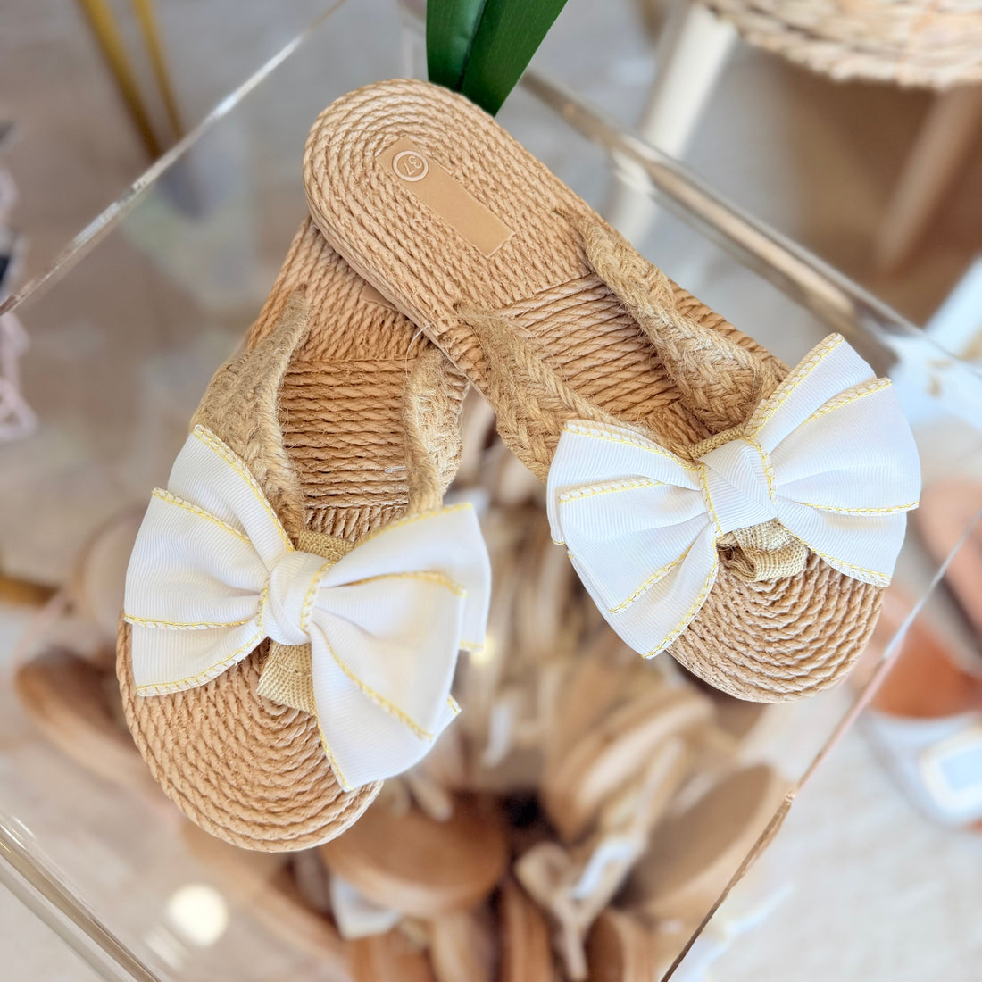 White Bow Slide