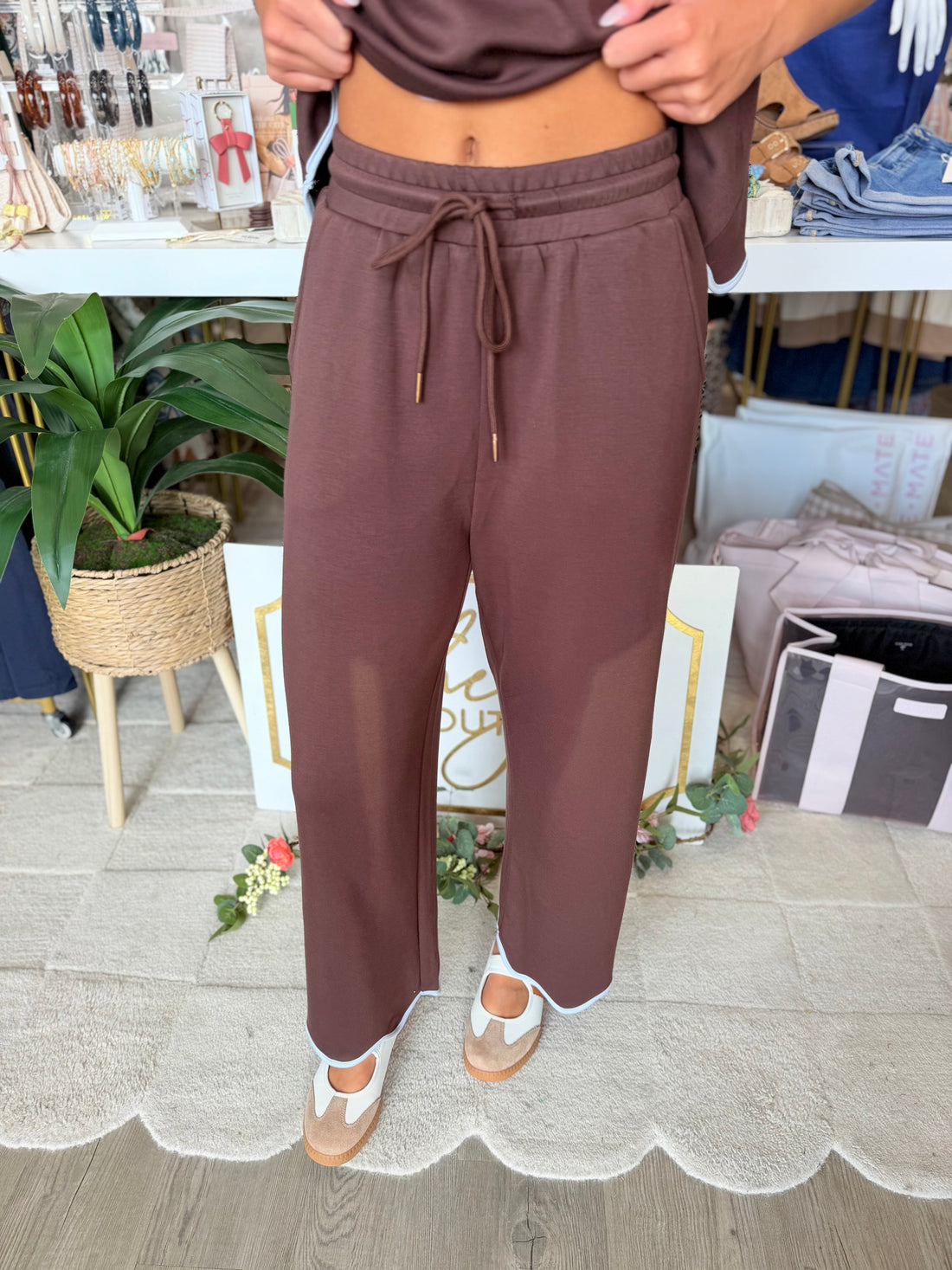 Celina Pant (Brown)
