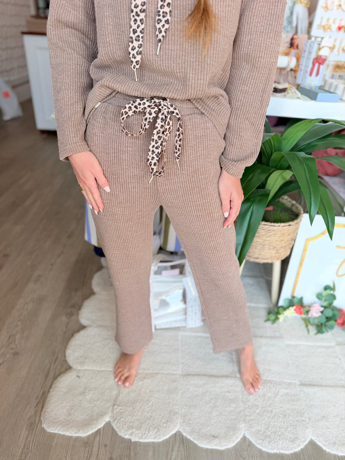 LEOPARD LOUNGE SET *DEAL OF THE DAY*