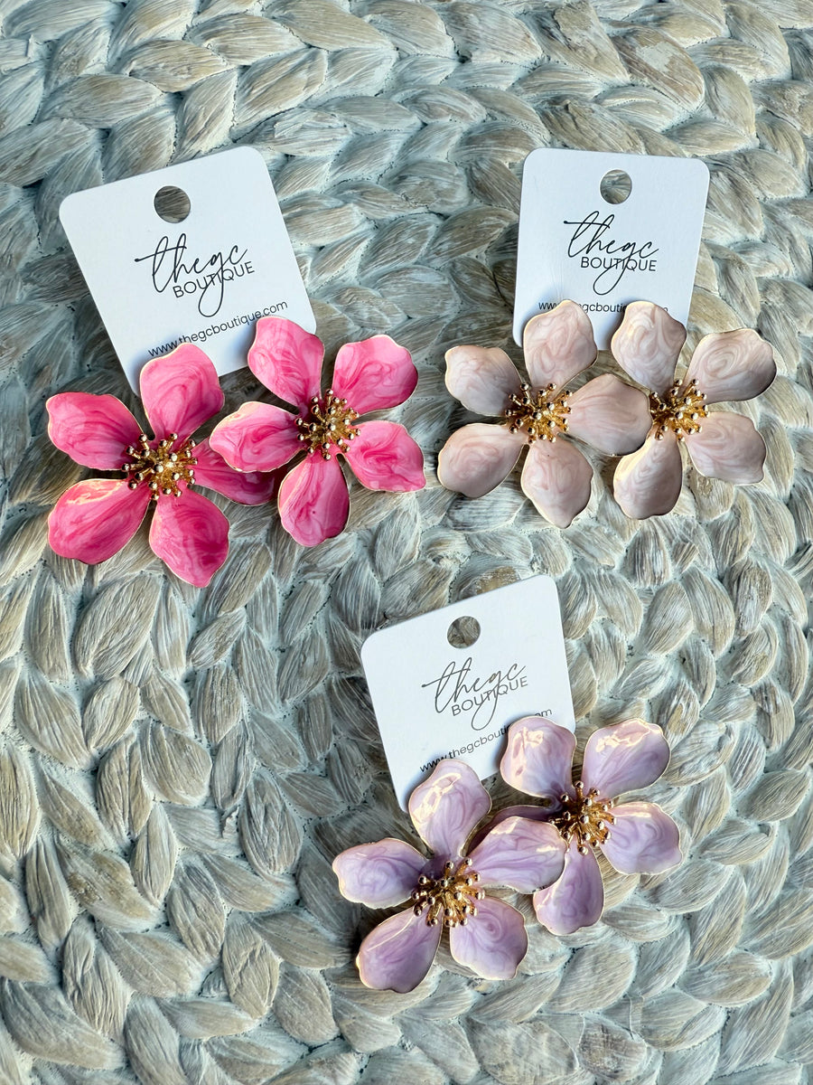 Pearlized Flower Earring (pink)