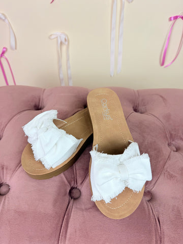 Spray Tan Sandal (white)