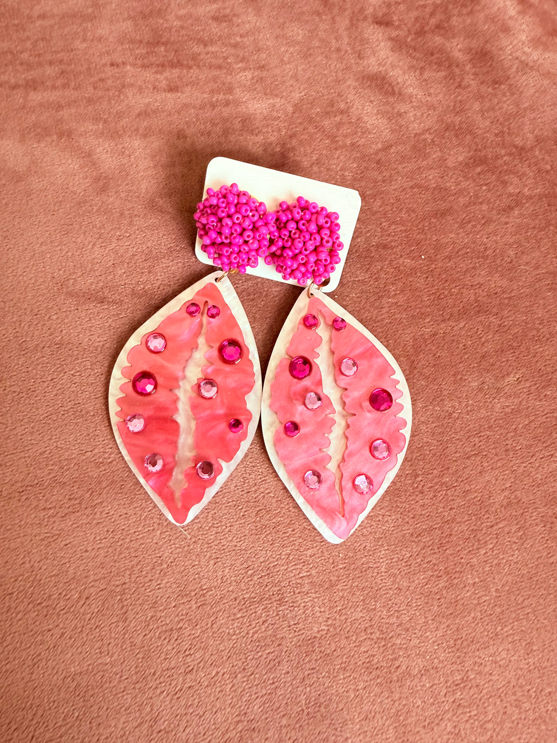 Pom Lips Earring