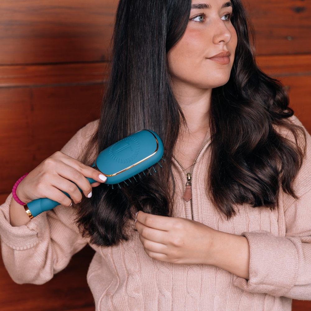 Detangler Brush For Fine Hair (Teal With It)