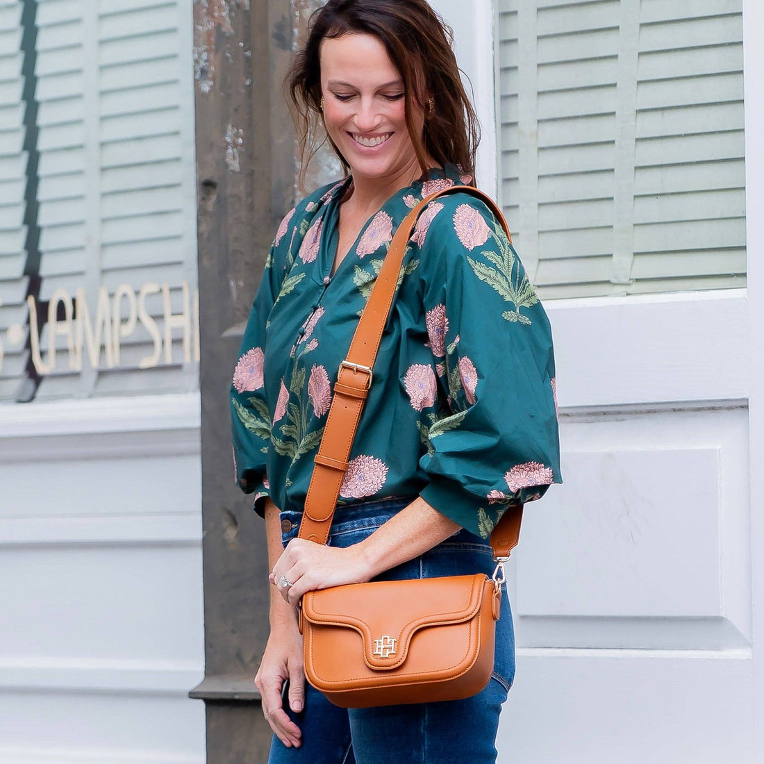 Juliet Crossbody Bag Purse (Saddle)