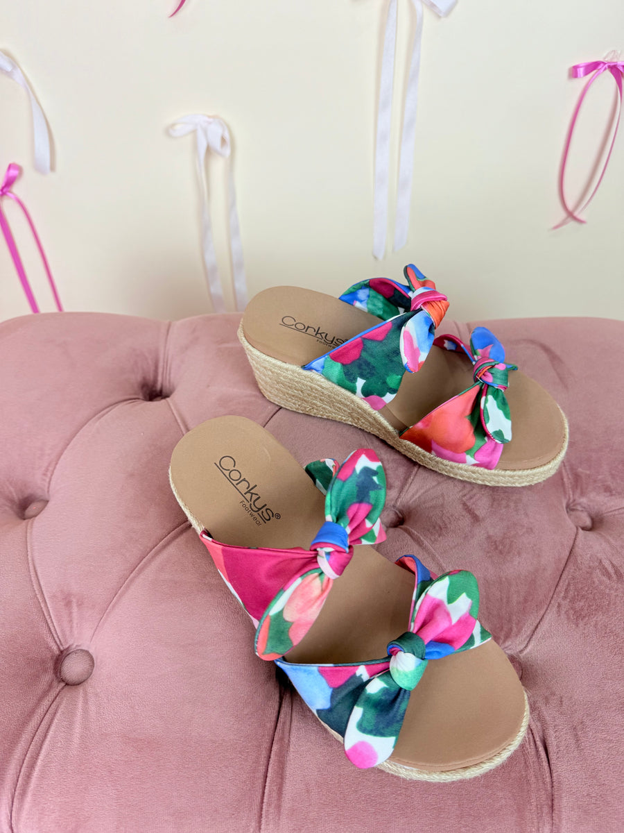 Tie The Knot Wedge