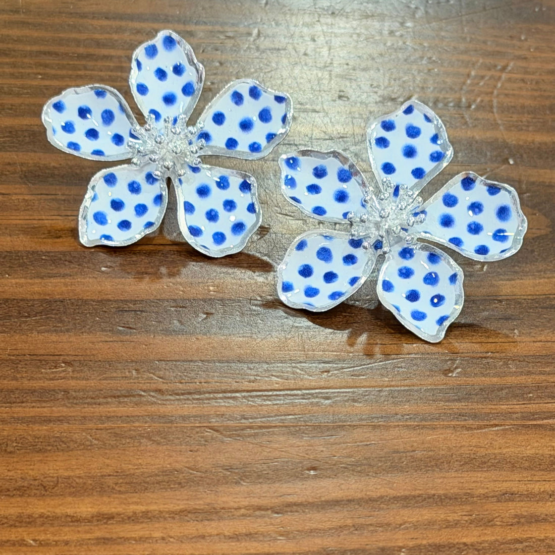 Flower Stud Earring (Blue)