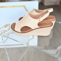 Carley (Ecru) Wedge
