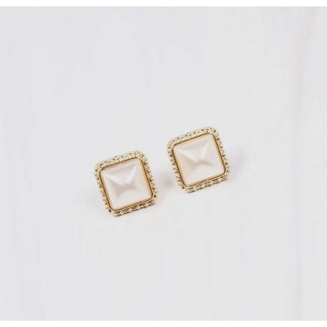 Strafford Hill Pearl Studs