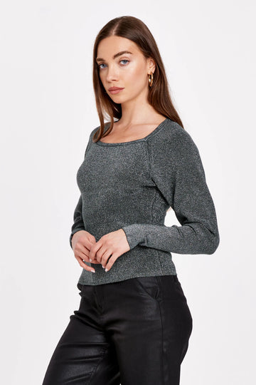 Kinsley Top, DJD