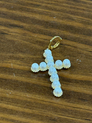 Scarf Charm (pearl cross)