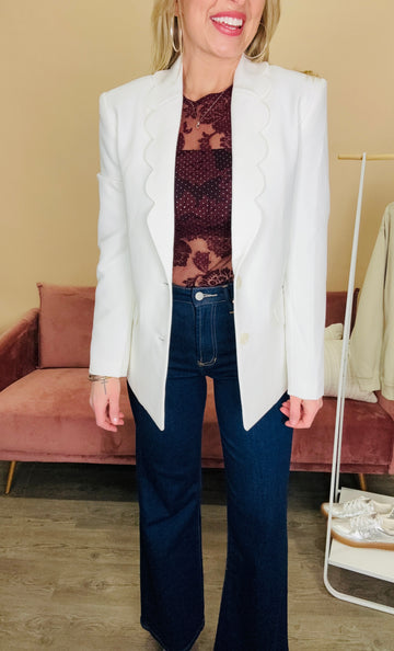 Scallop Hem Blazer
