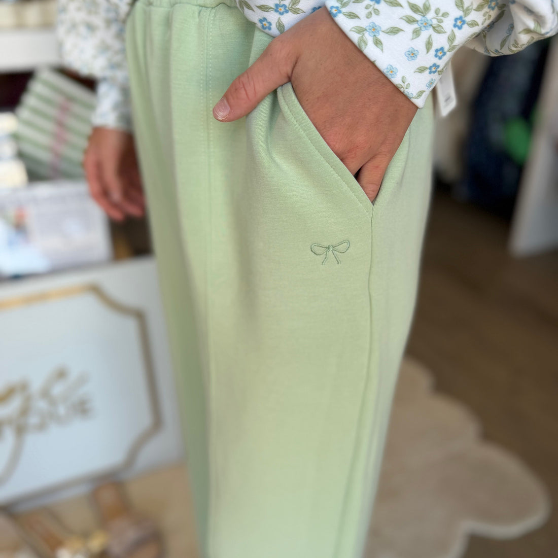 Pintuck Pant (Sage)