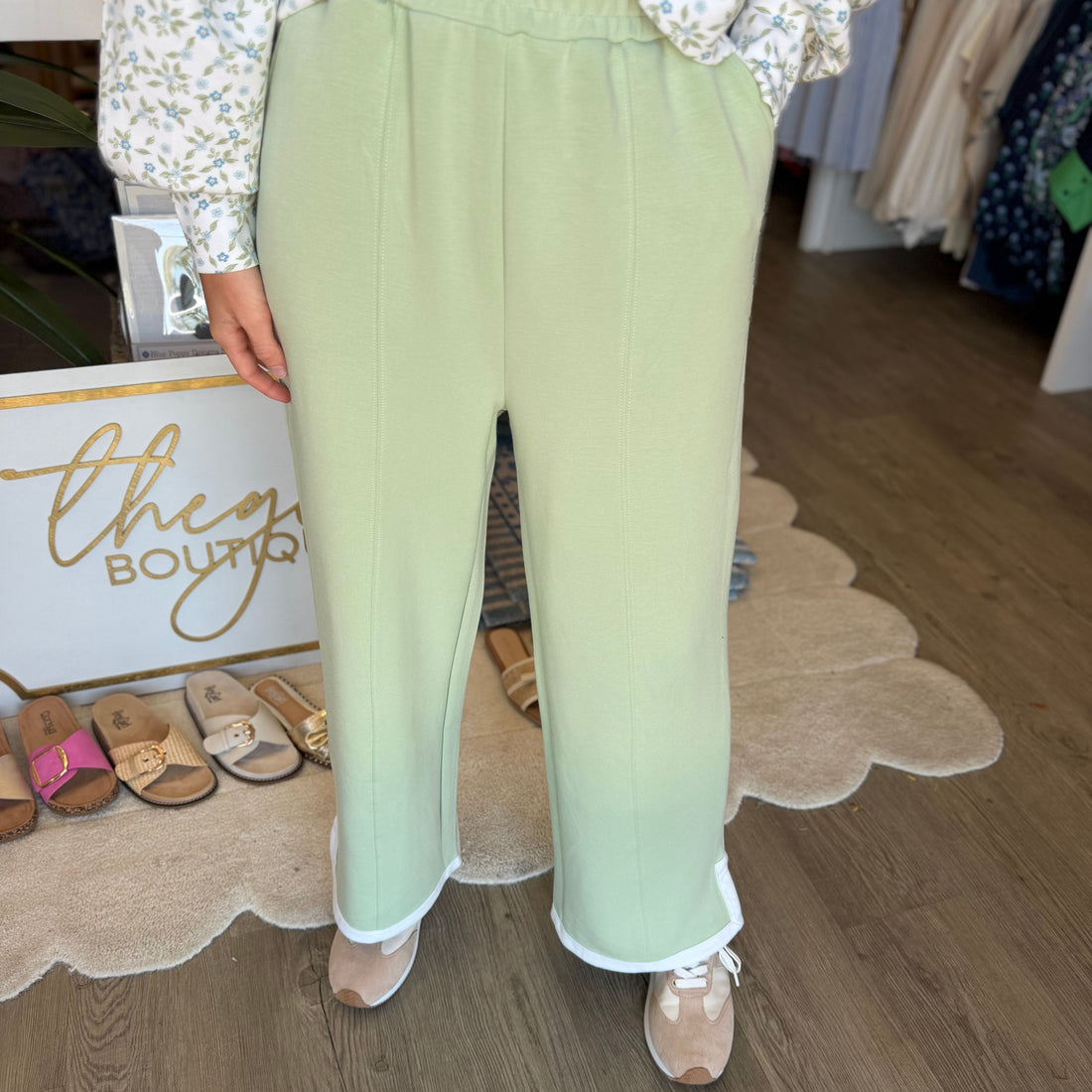 Pintuck Pant (Sage)