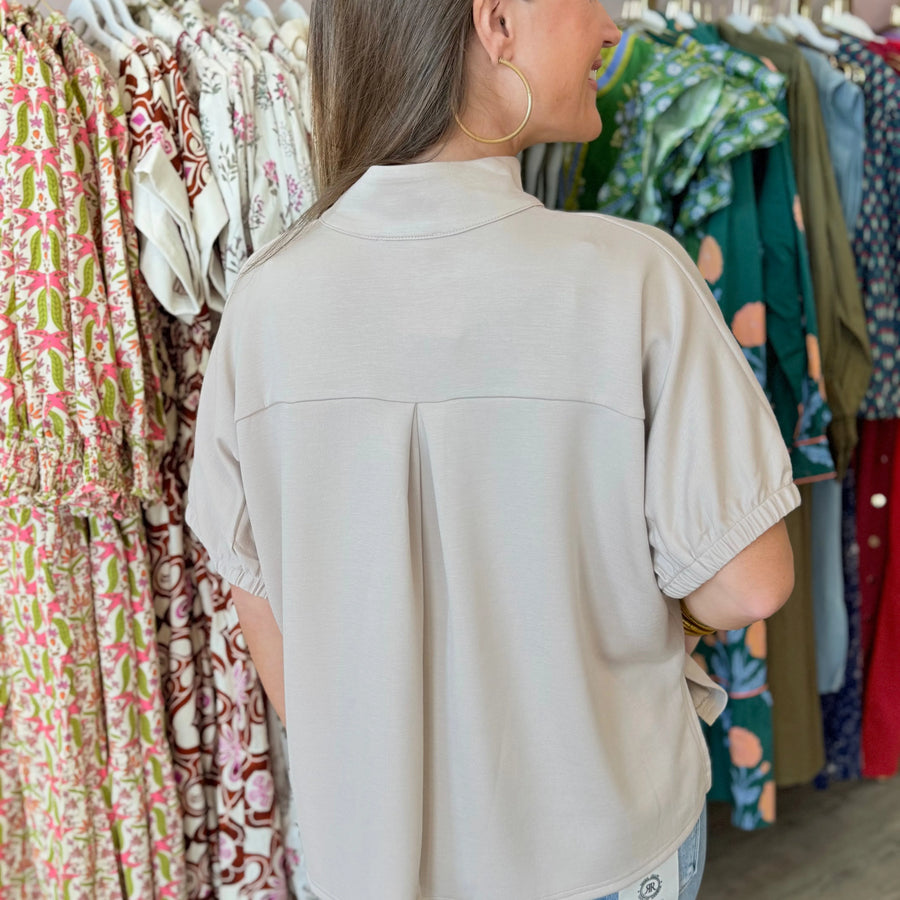 Shiloh Top (almond)