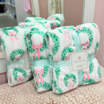 Rosy Wreath Blanket