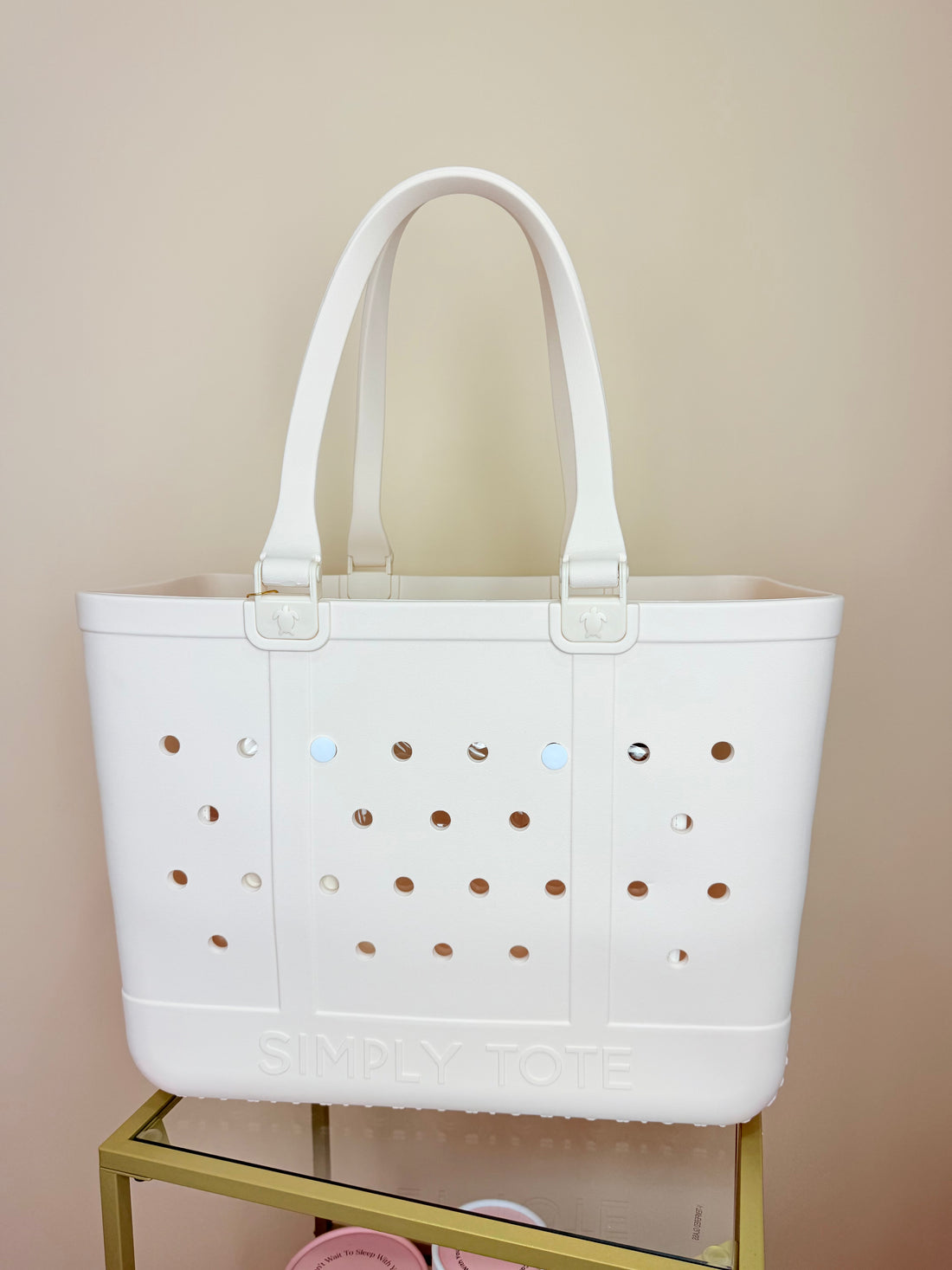 Simply Tote, Shell