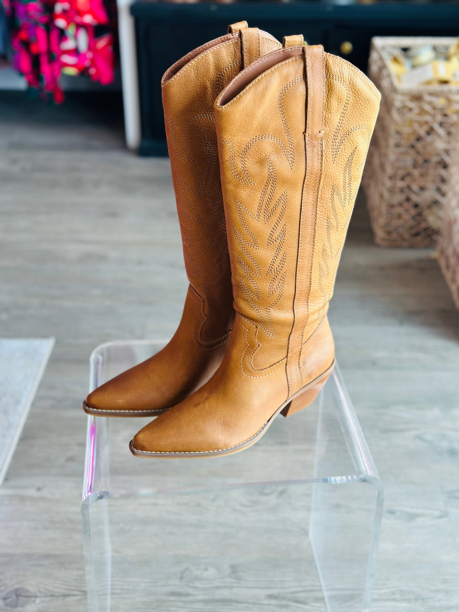 Agency 24, Matisse Footwear