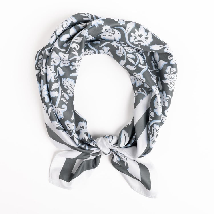 Painted Trillium Drew Scarf