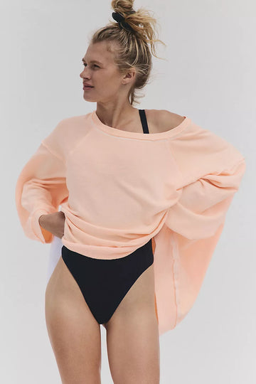 One to Beat Pullover (pastel peach) FPM