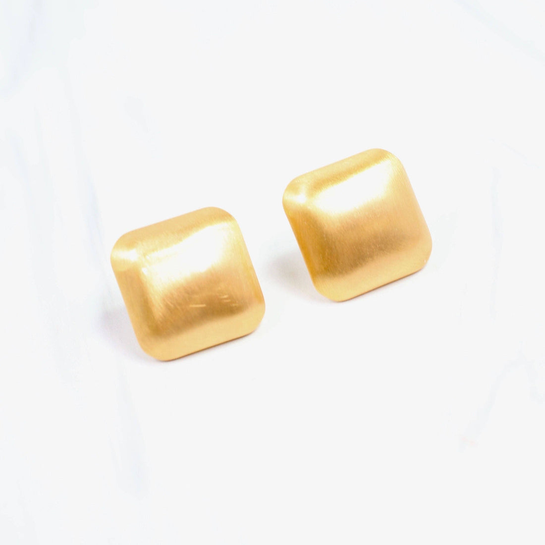 Trish Brushed Stud Earring Gold