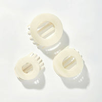 Coconut White Medium Flat Circle Hair Clip