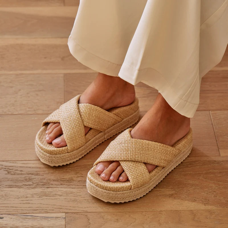 Hali, Matisse Footwear